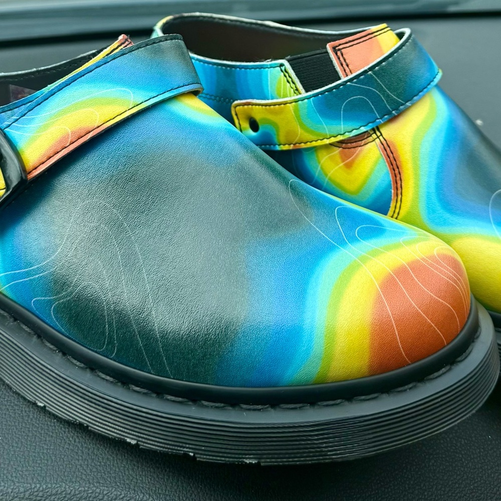 NWOB Dr. Martens Isham Genix Nappa Reclaimed Thermal Map Leather Mule size M8